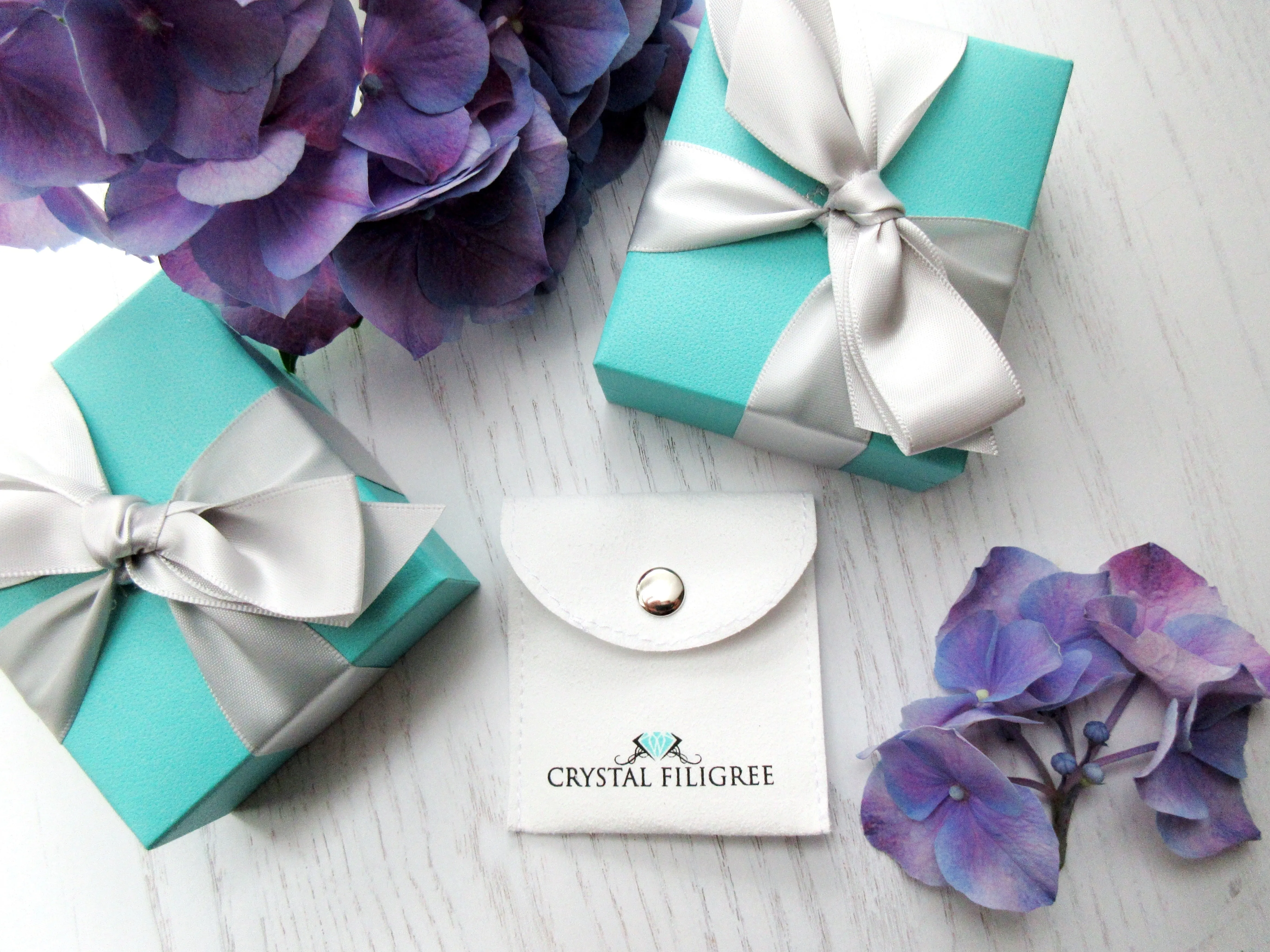Mother of the Bride Pill Box