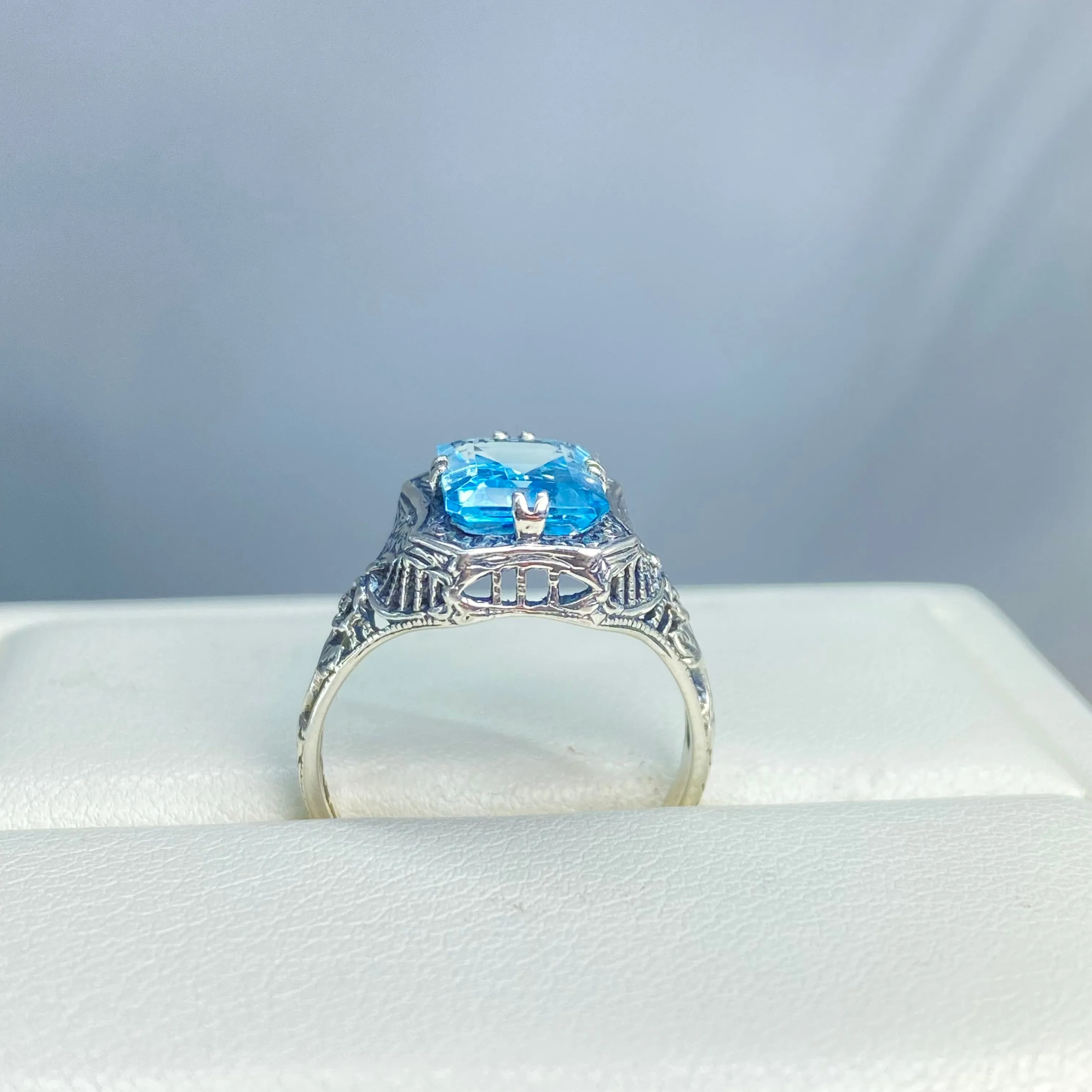 Natural Blue Topaz Ring, Edwardian Jewelry #D148