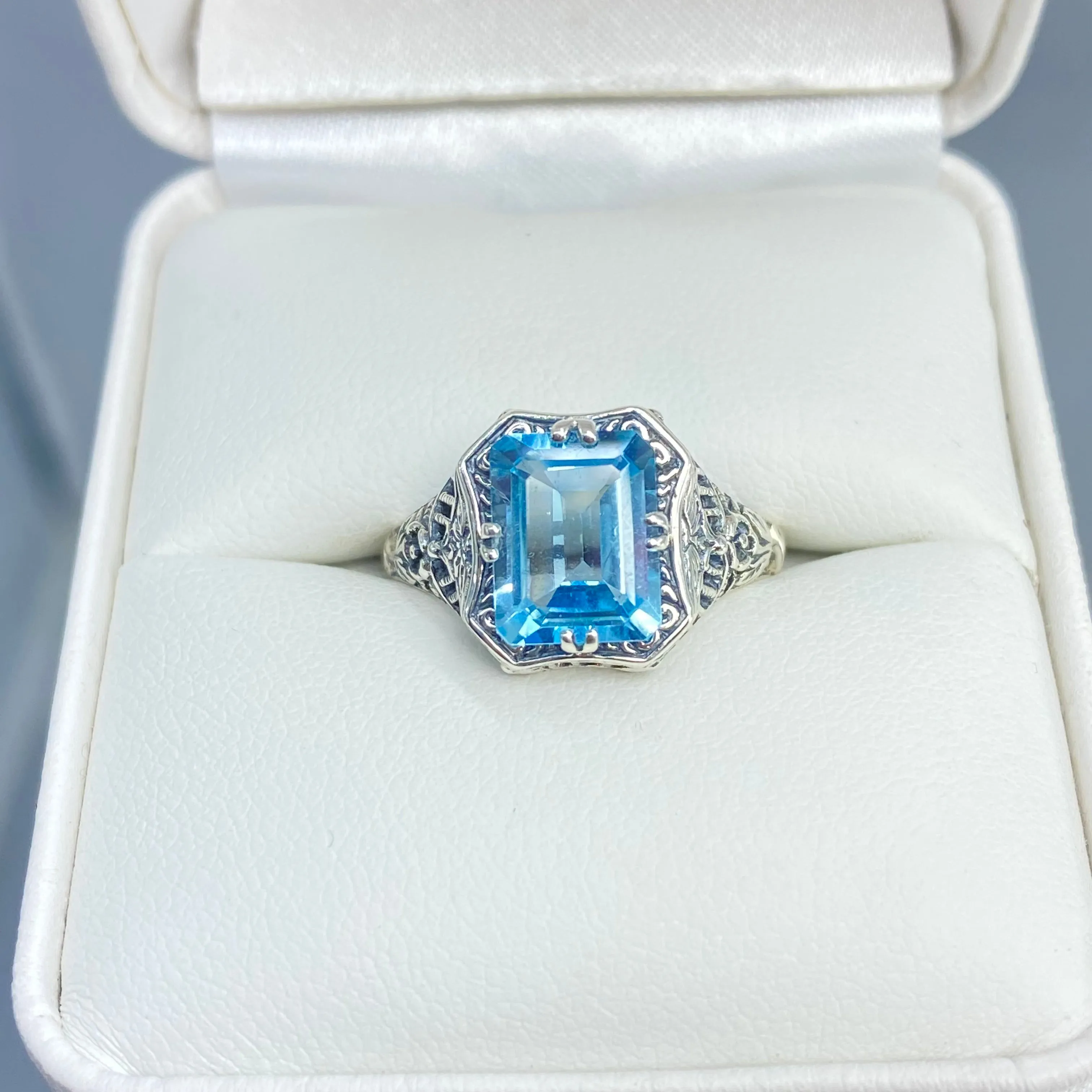 Natural Blue Topaz Ring, Edwardian Jewelry #D148