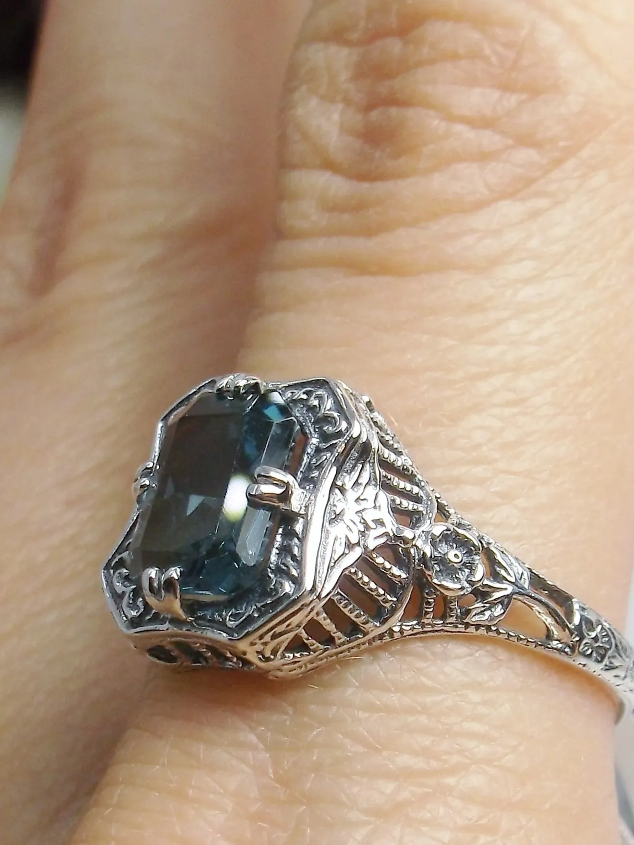 Natural London Blue Topaz Ring, Lovely Rectangle Topaz Gem, Edwardian Jewelry #D148