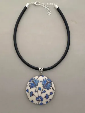 Pendant Necklace: Vine Design