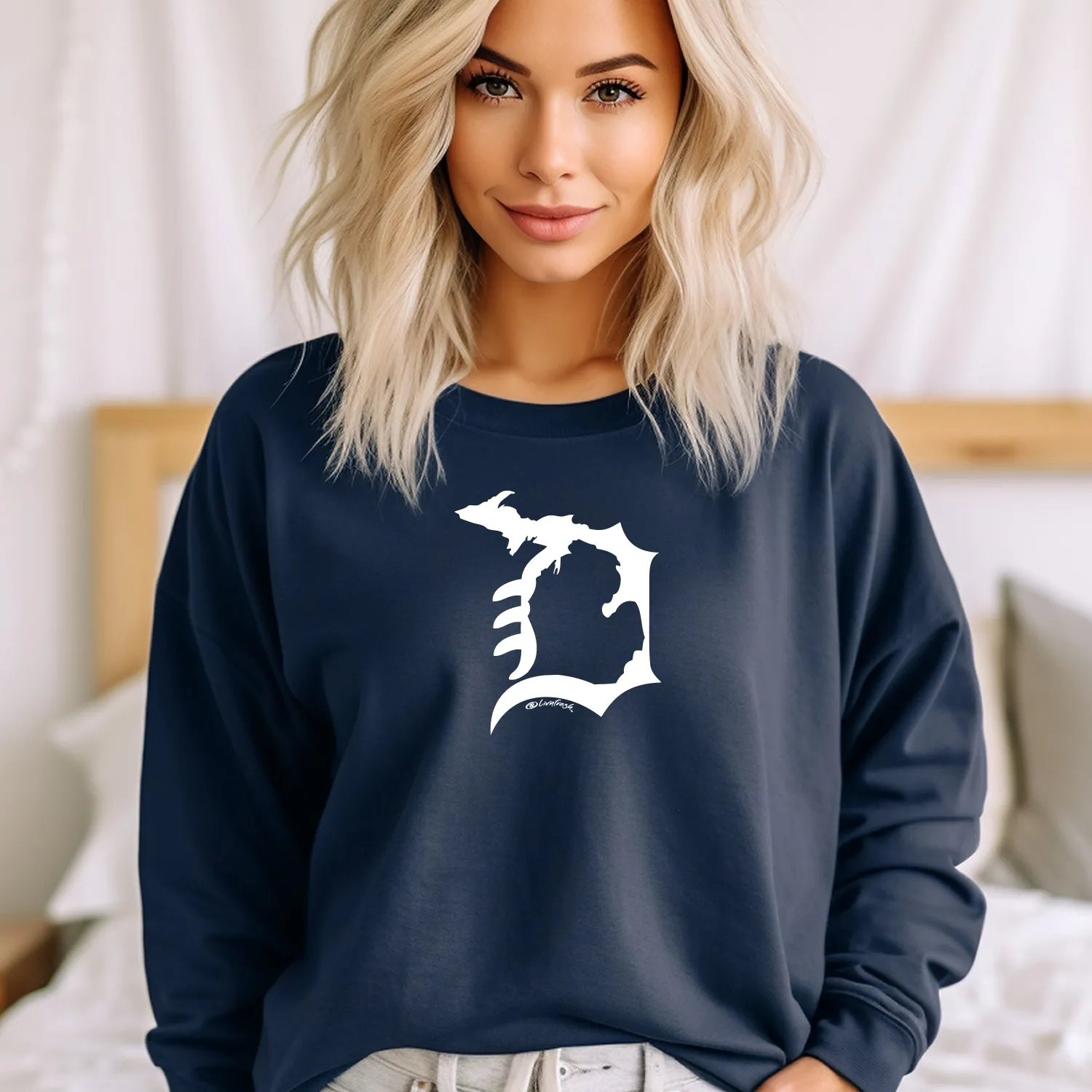 "Michigan D" Relaxed Fit Classic Crew Unisex Sweatshirt