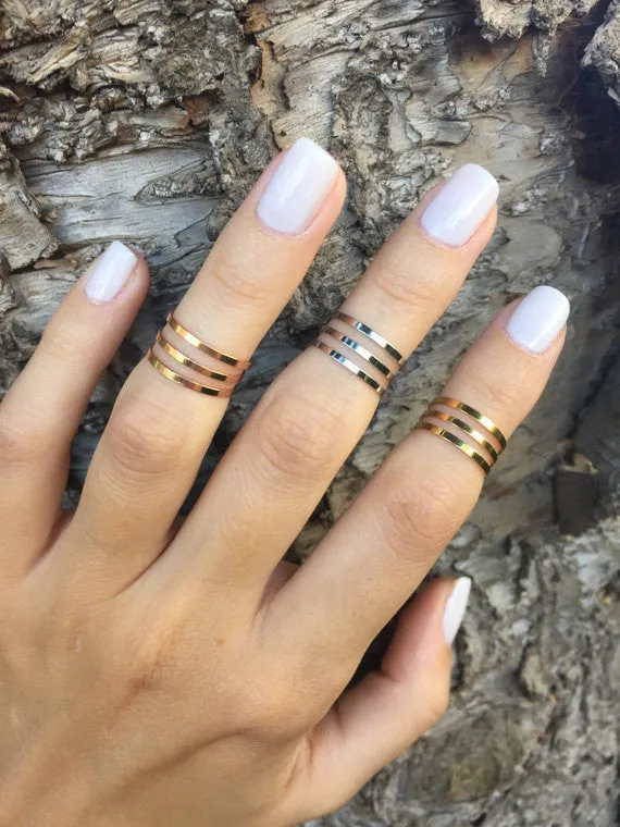 Set of 9 Rings – Gold, Silver & Rose Gold Mix