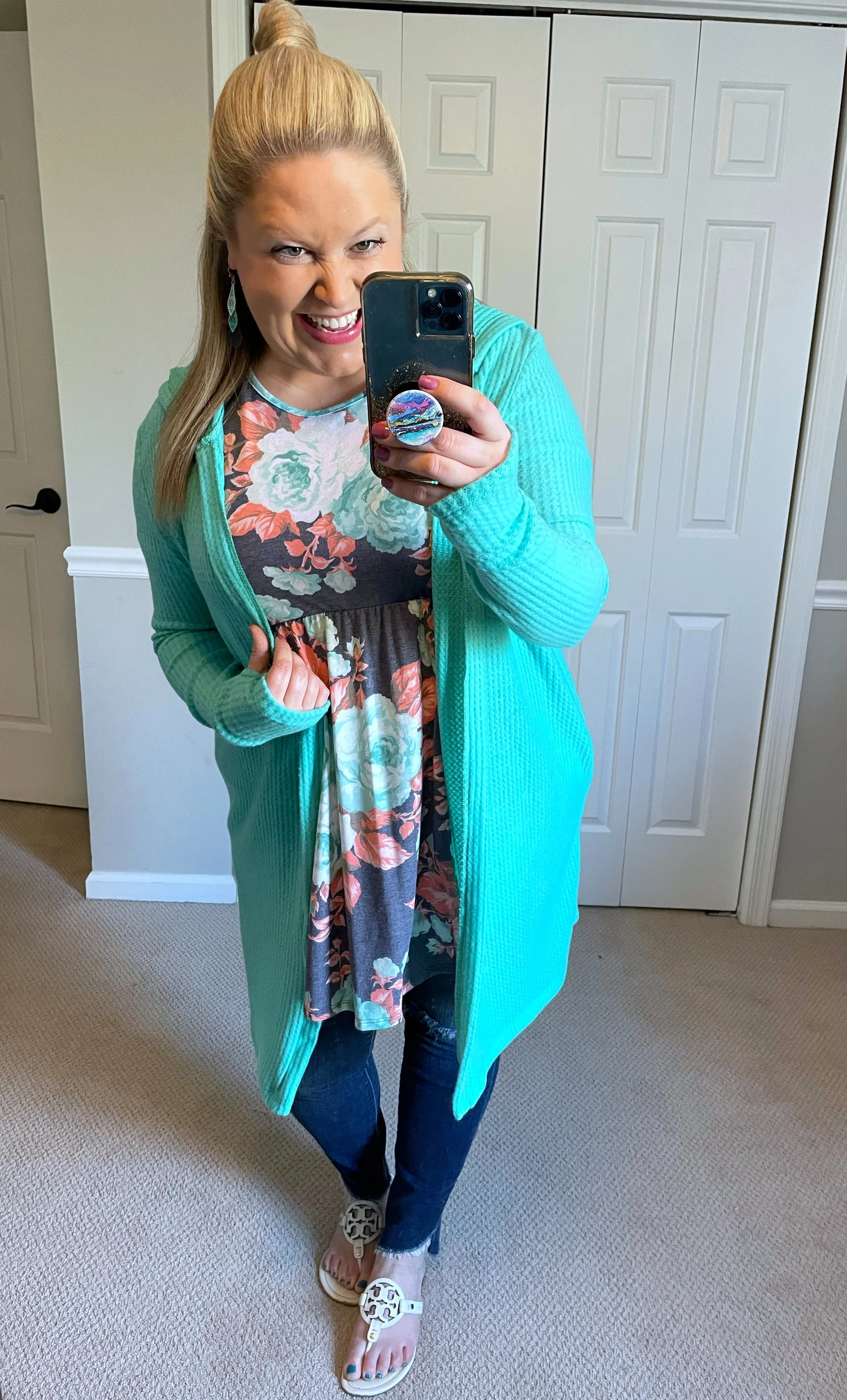 Short-Sleeved Spring Floral Babydoll Top in Denim