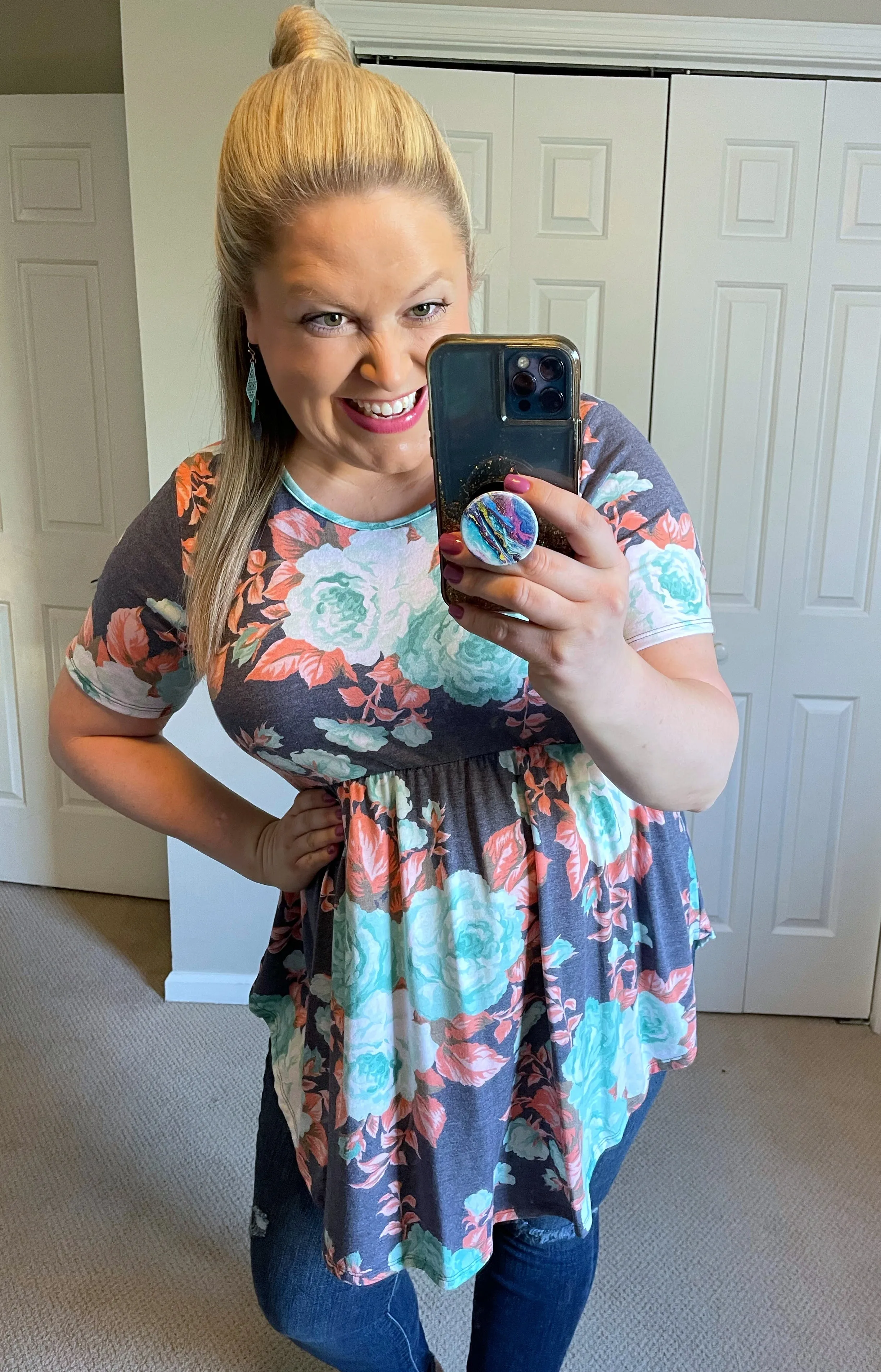 Short-Sleeved Spring Floral Babydoll Top in Denim