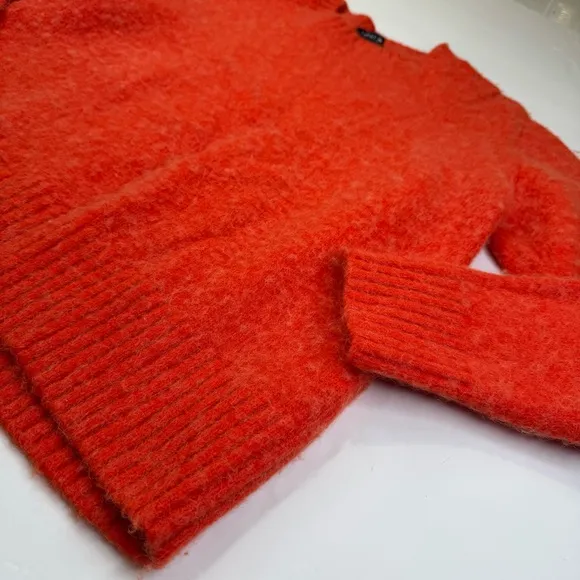 Soeur Sweater Women's Size 40 (US XS) Orange Knit Wool Blend Pullover Crew Neck