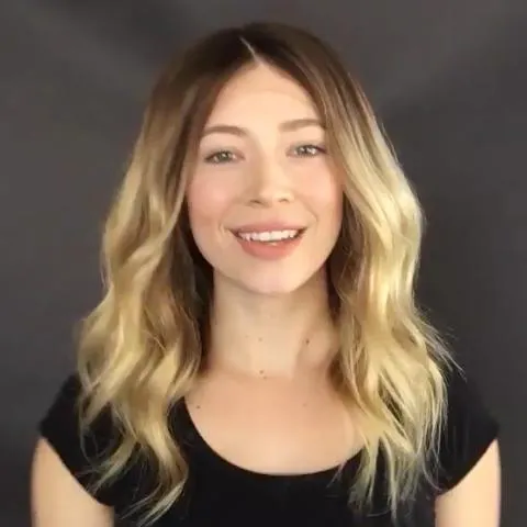 Super fashion gradient gold medium long wave wig
