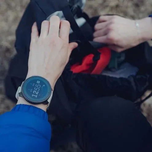 Suunto Vertical Solar Adventure Watch - Sand