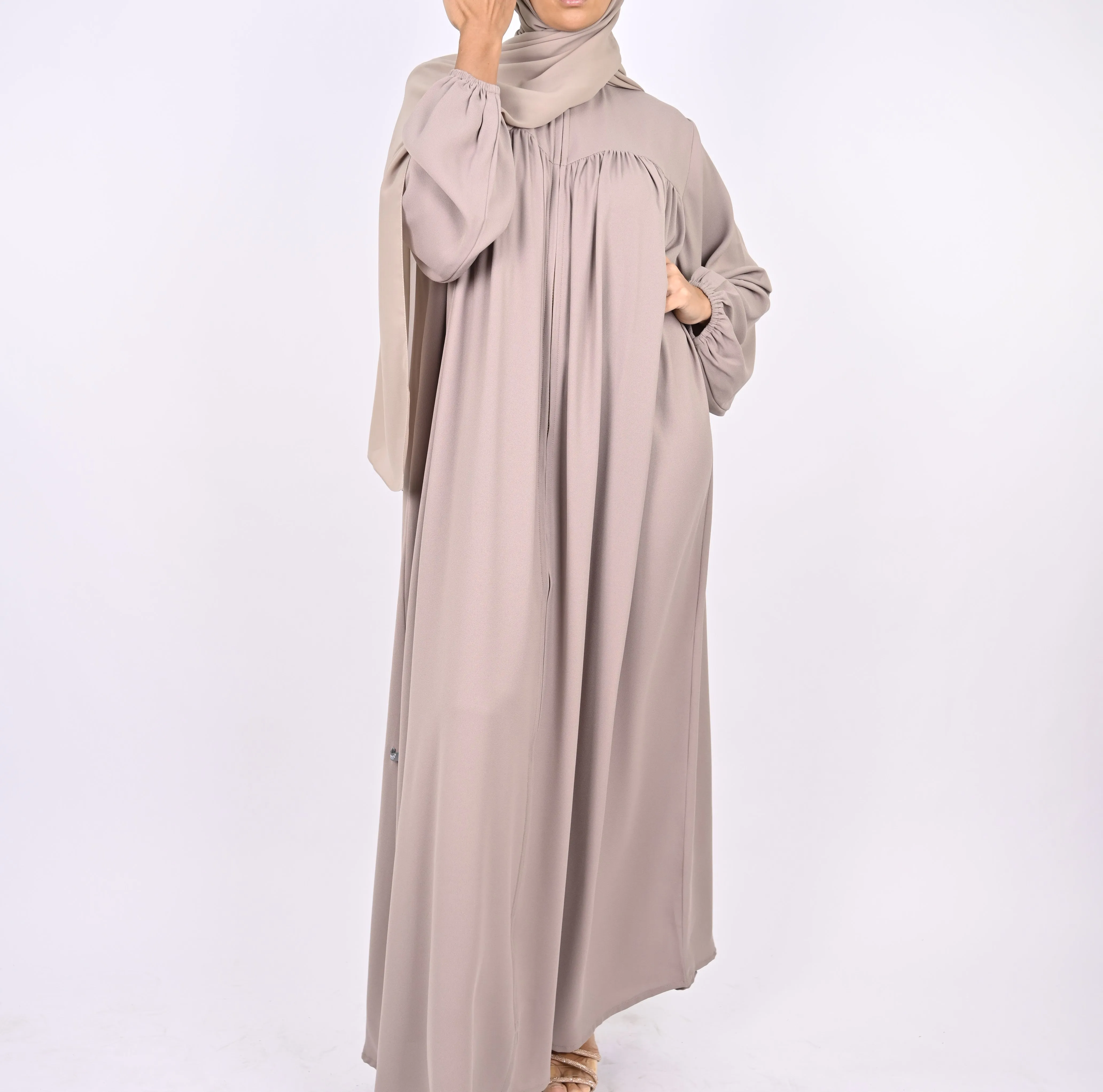 Turkish Style Abaya With Pleats - Nude