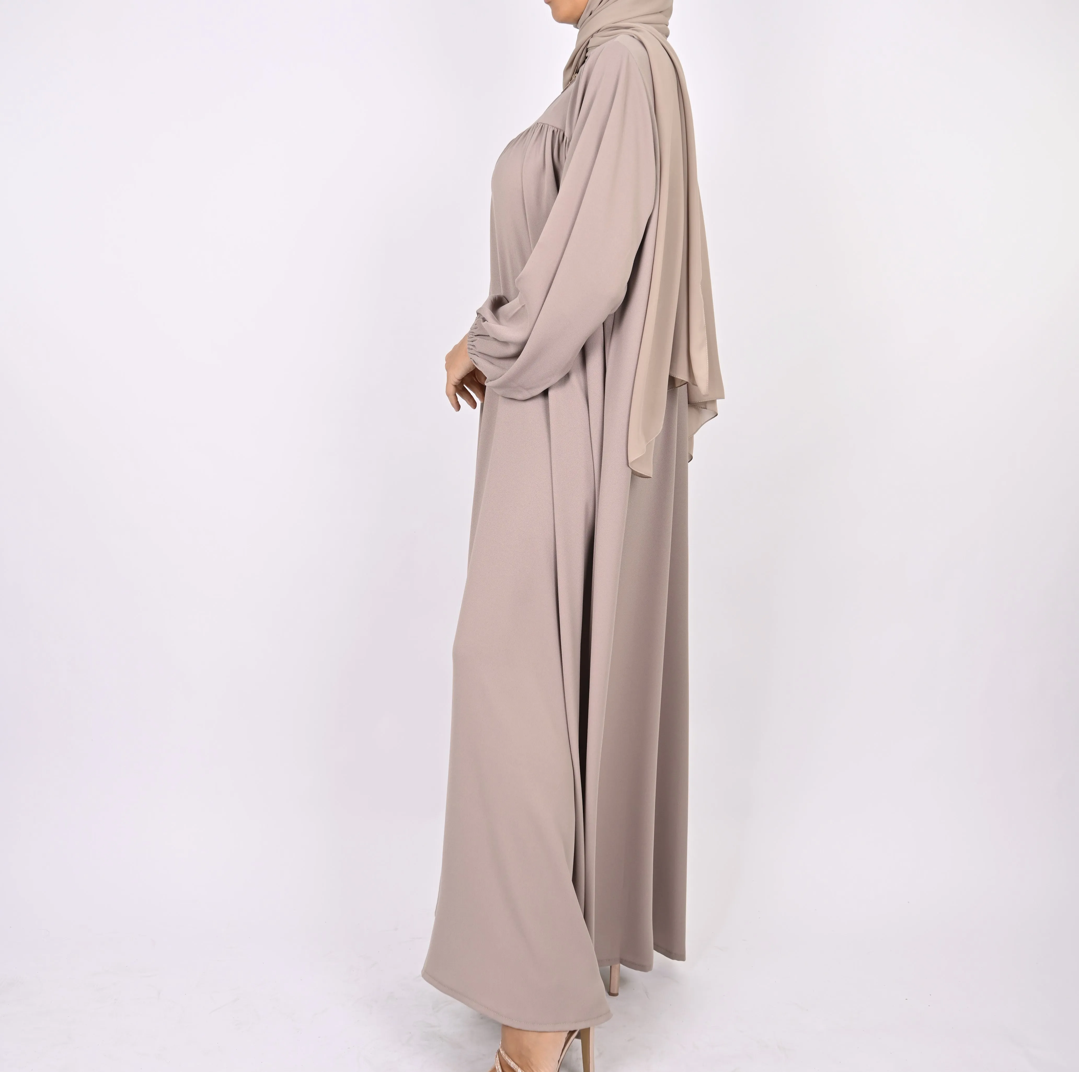 Turkish Style Abaya With Pleats - Nude