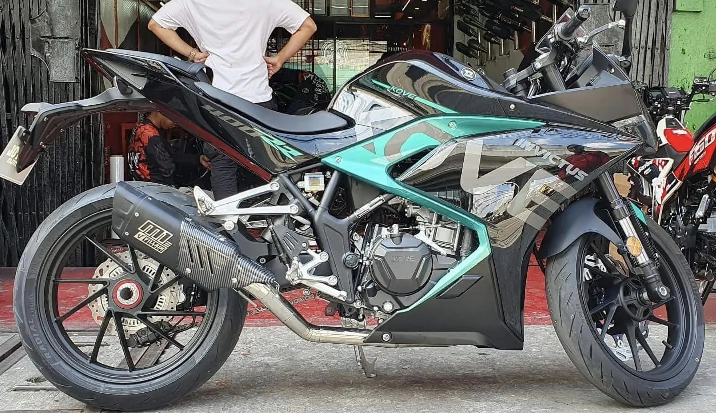 VILLAIN M1 (BLACK)
