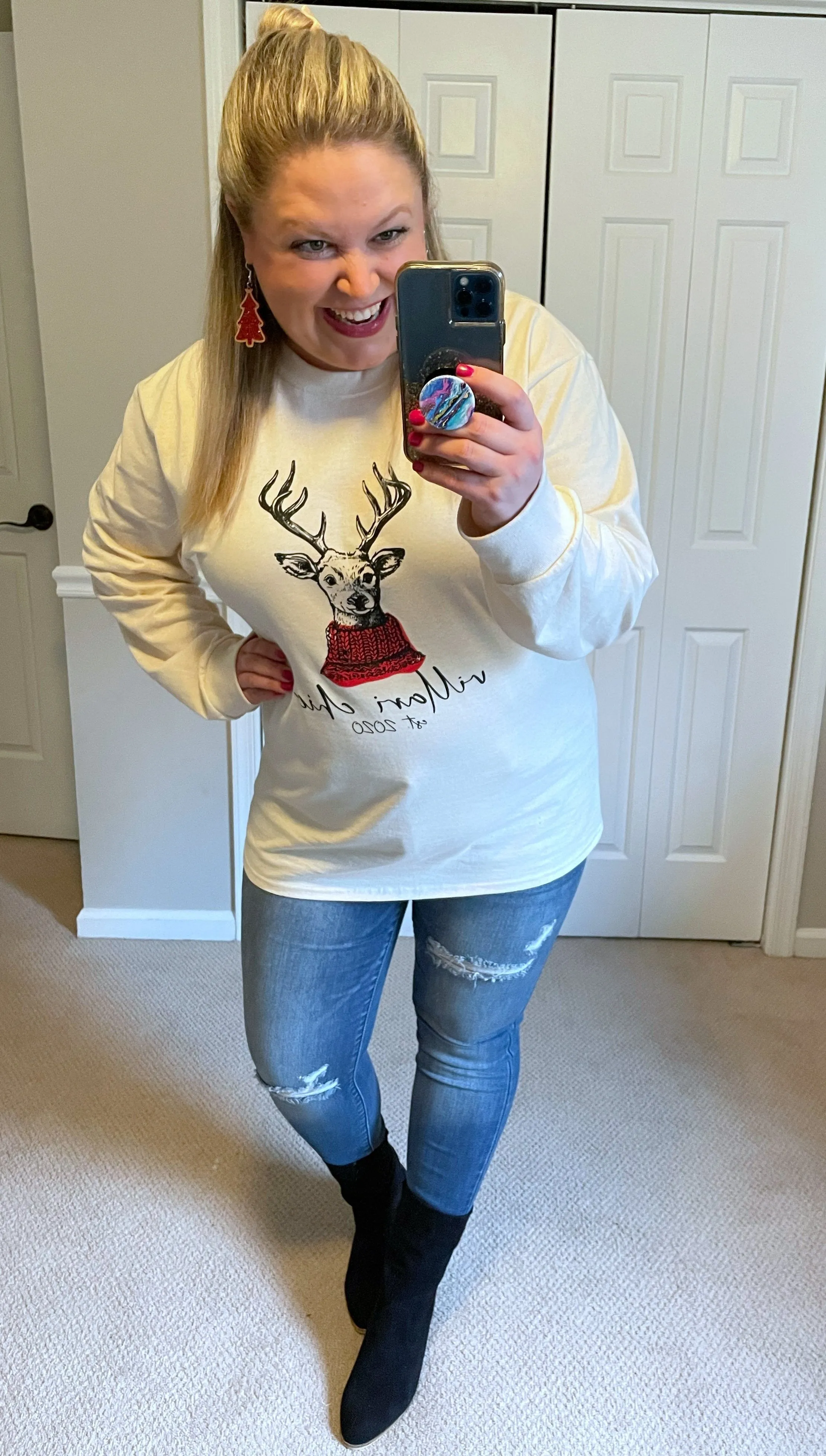 Villari Chic Branded Holiday Long-Sleeved Tee in Oatmeal