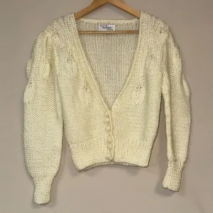 Vintage Yellow Cardigan Womens Medium Sweater Grannycore Knit Buttercream Spring