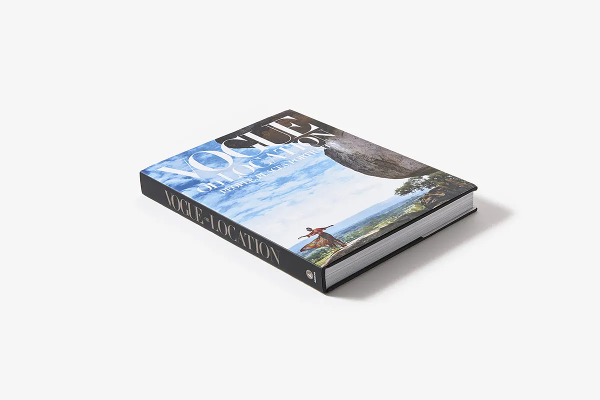 VOGUE ON LOCATION BOOK