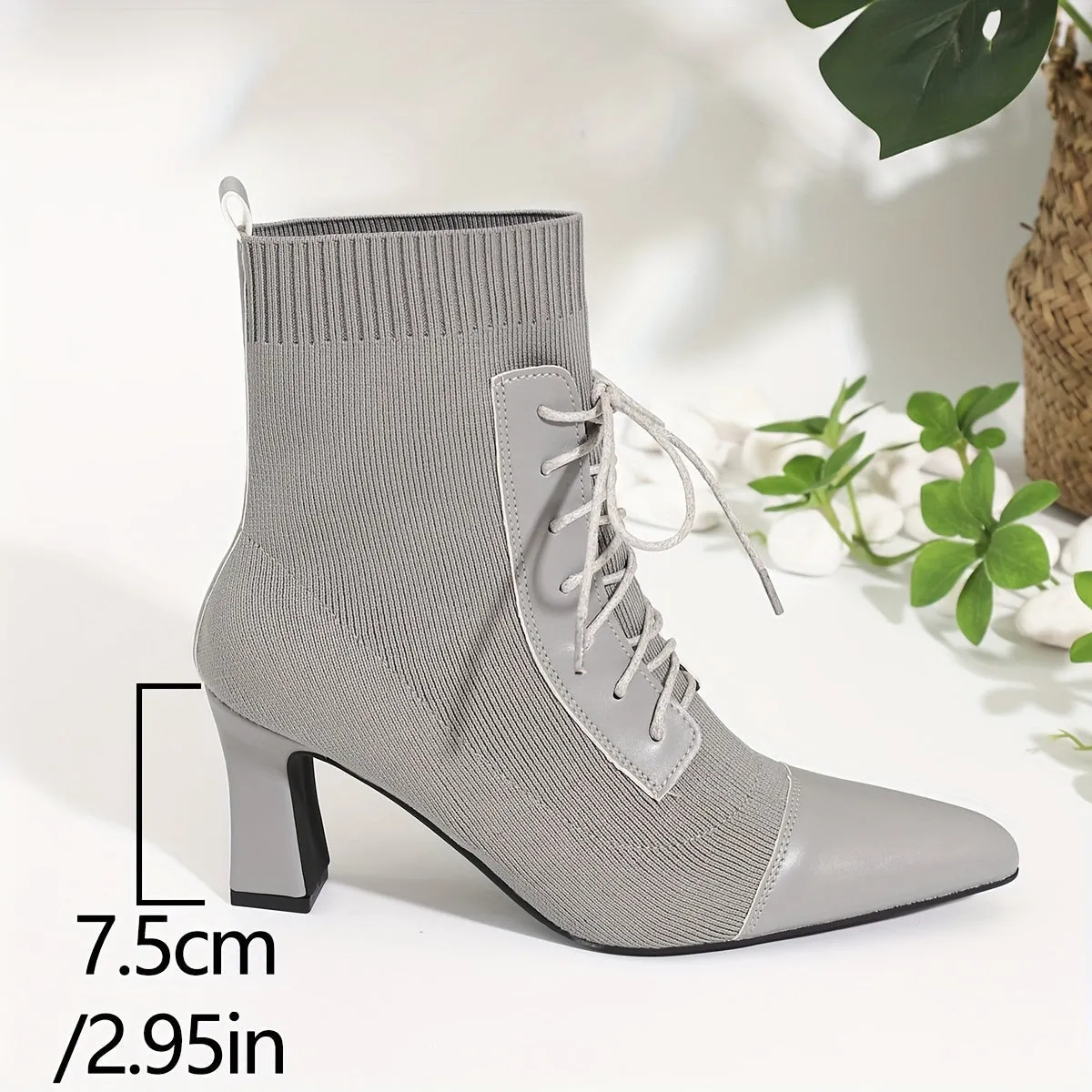 VougeVamp Fashionable Grey Ankle Boots – Pointed Toe & Chunky Heel Winter Boots