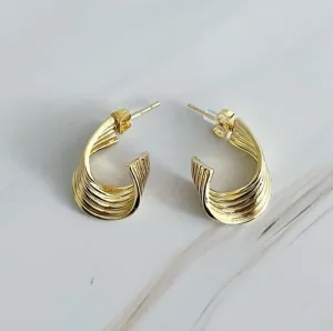 Wave Twisted Hoop Earrings